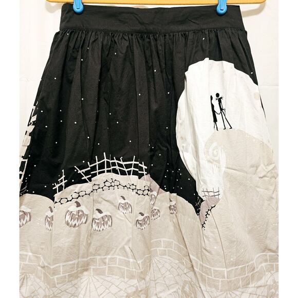 DISNEY Tim Burton The Nightmare Before Christmas Moon Skirt Size Small - Picture 4 of 10